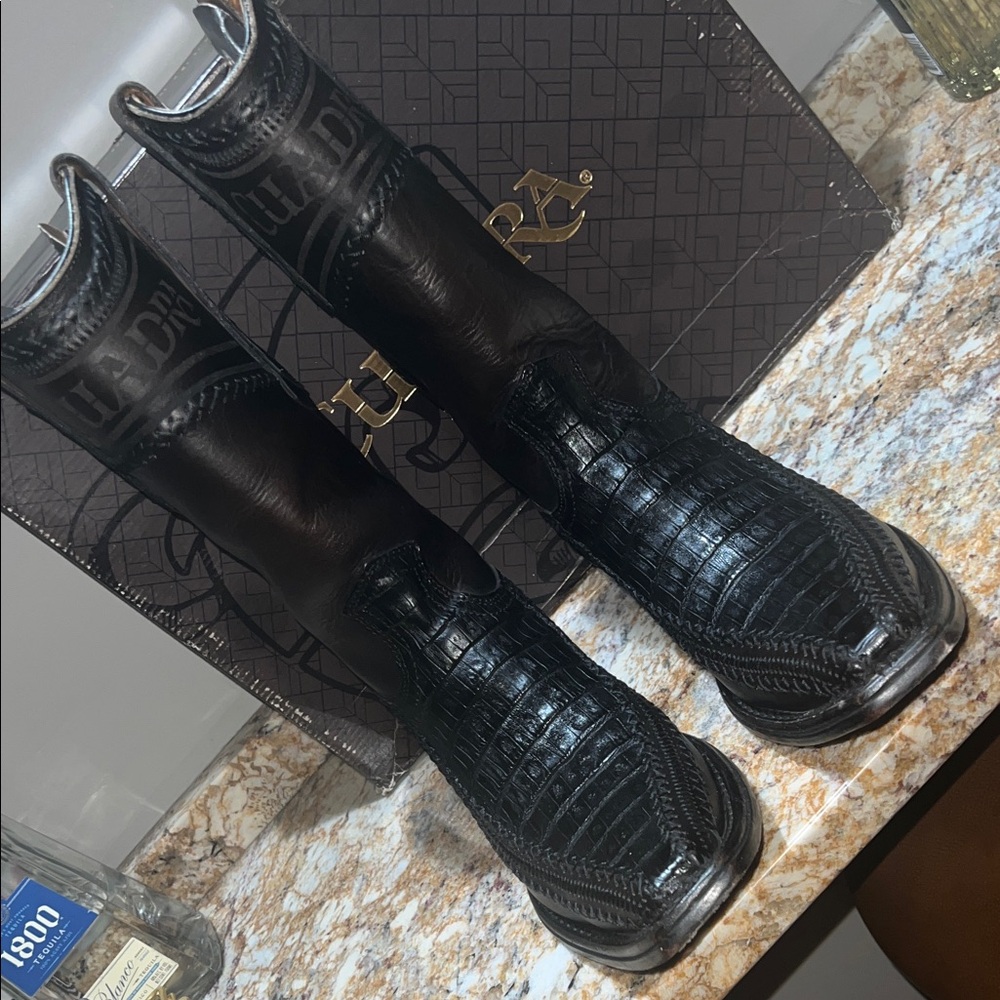 Cuadra Black Caiman Men's Cowboy Boots Worn Once. - Picture 4 of 11